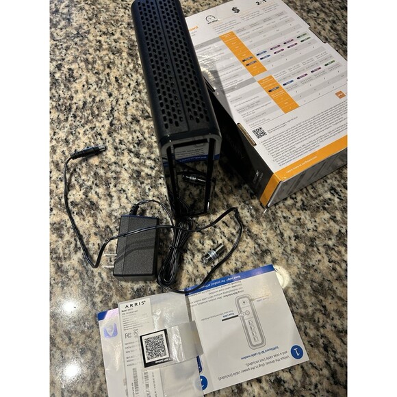ARRIS SURFboard SBG10 DOCSIS 3.0 Cable Modem AC1600 Dual Band Wi-Fi Router - NEW - Picture 9 of 10